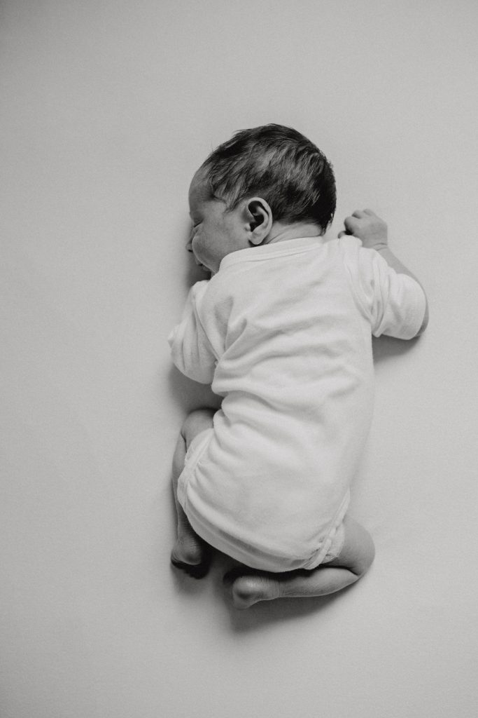 Minimalistisches Wochenbett